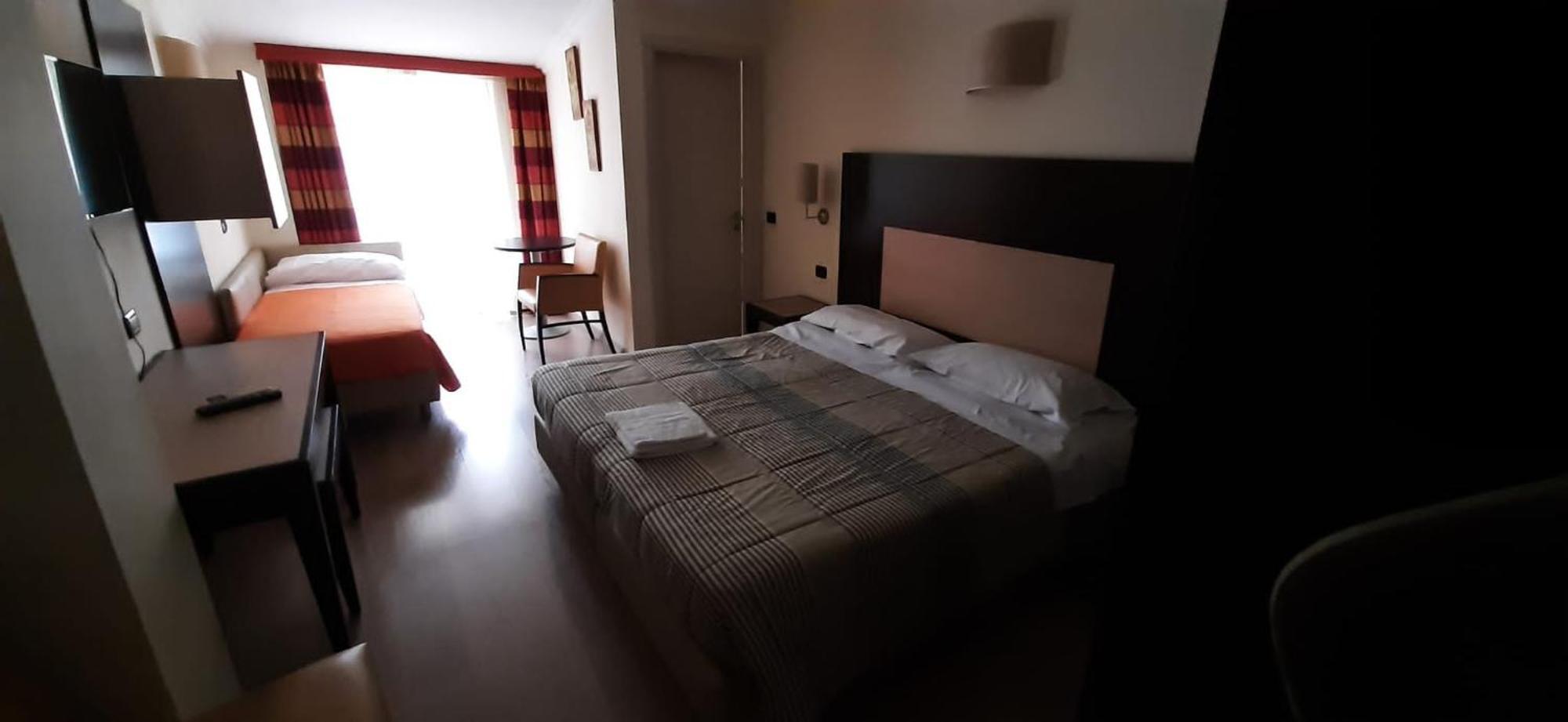 Dades Hotel Castelluccio dei Sauri Luaran gambar