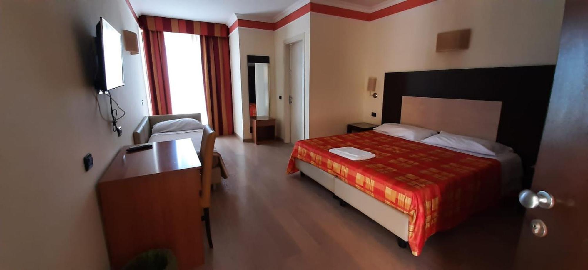 Dades Hotel Castelluccio dei Sauri Luaran gambar