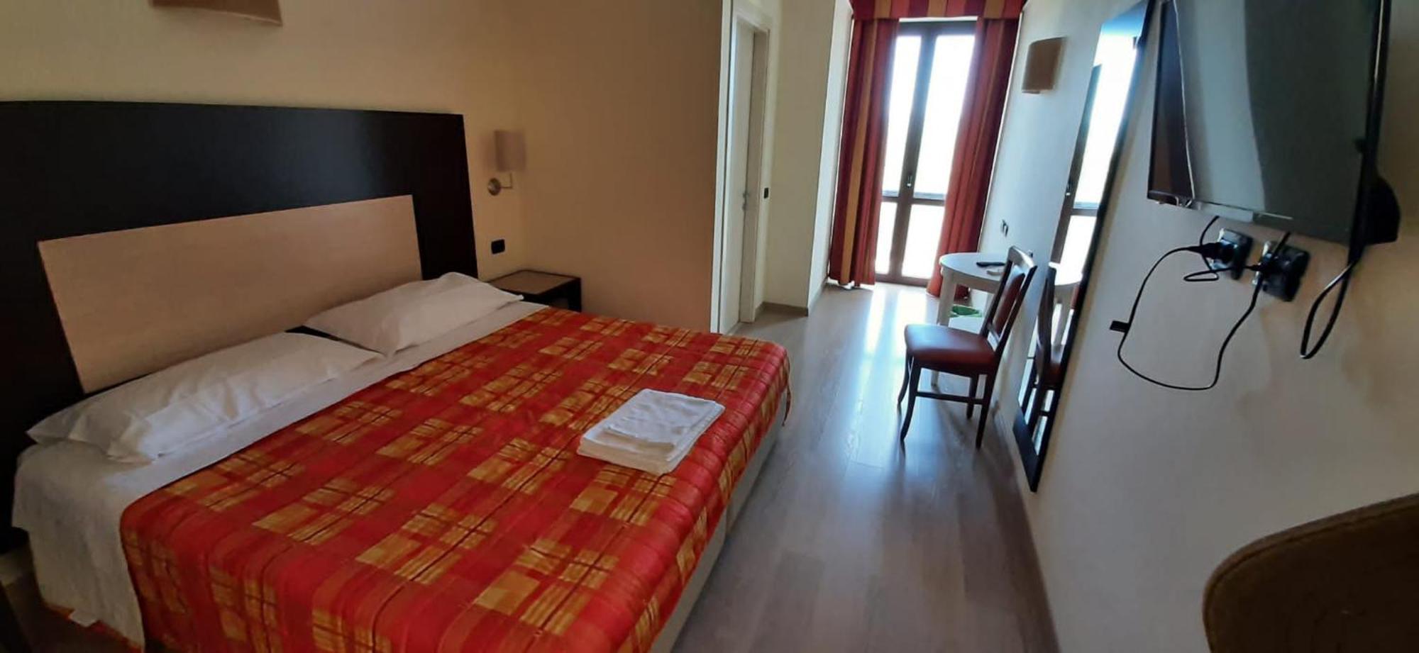 Dades Hotel Castelluccio dei Sauri Luaran gambar
